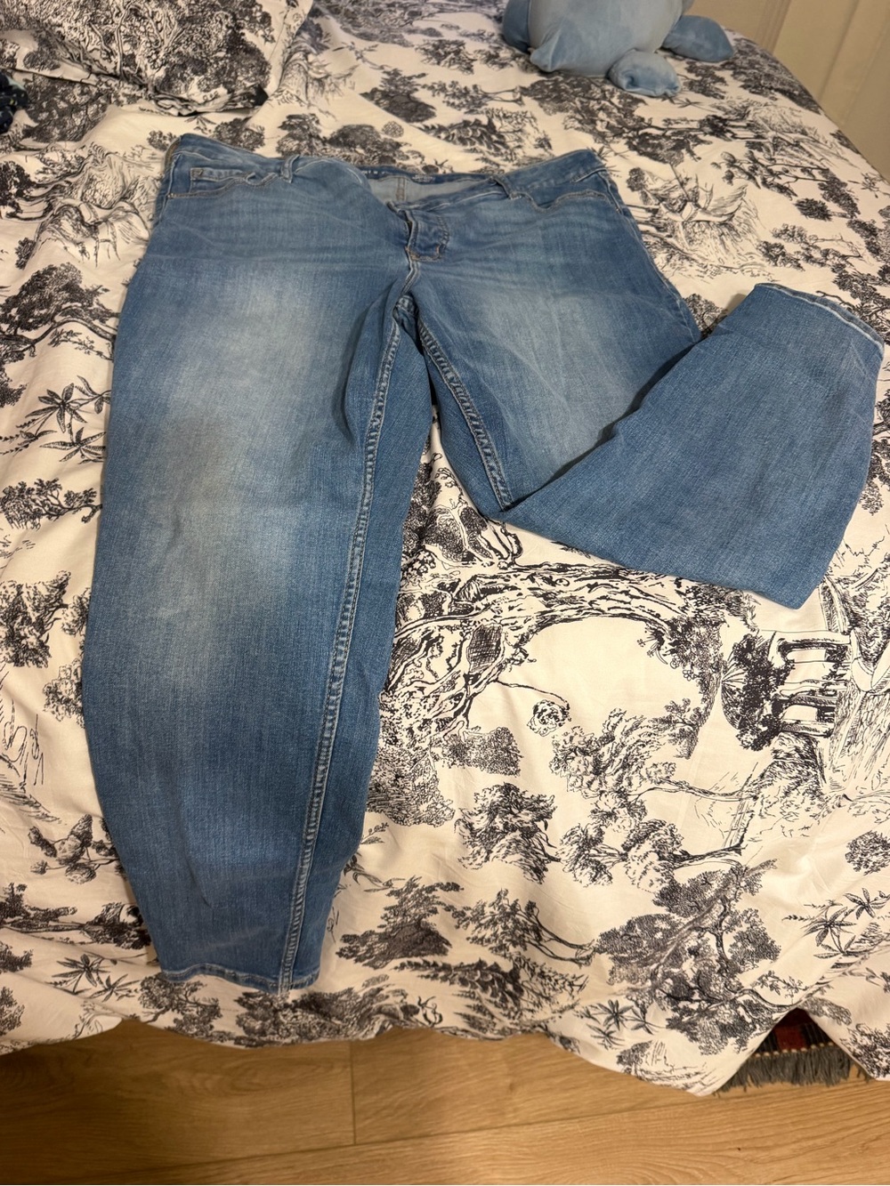 Old Navy Rockstar Jeans